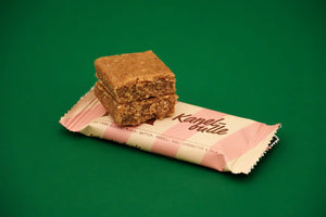 FIBR cinamoninės bandelės batonėlis