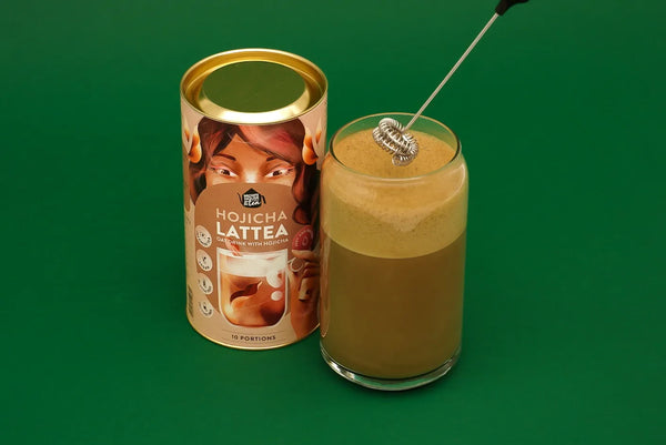 Hojicha arbata LATTE gėrimas