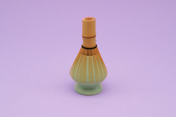 Matcha šluotelės stovas