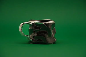 Puodelis BUSY BLACK MIRROR