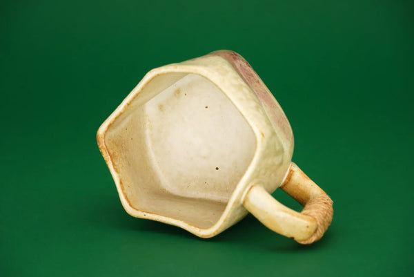 Rankų darbo puodelis MOON WHISPER