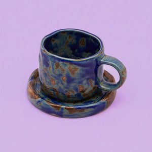 Rankų darbo puodelis su lėkštute OCEAN WAVE