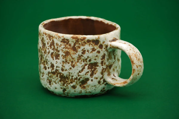 Rankų darbo puodelis su lėkštute STONE MIST